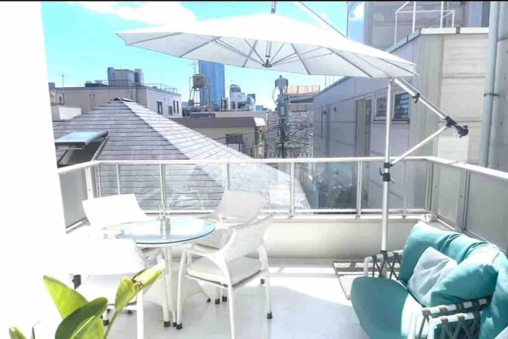 Small Villa Tokyo 渋谷まで2駅10分 青山一丁目駅徒歩3分一軒家ペット歓迎お子様歓迎駐車場あり6人までok Экстерьер фото